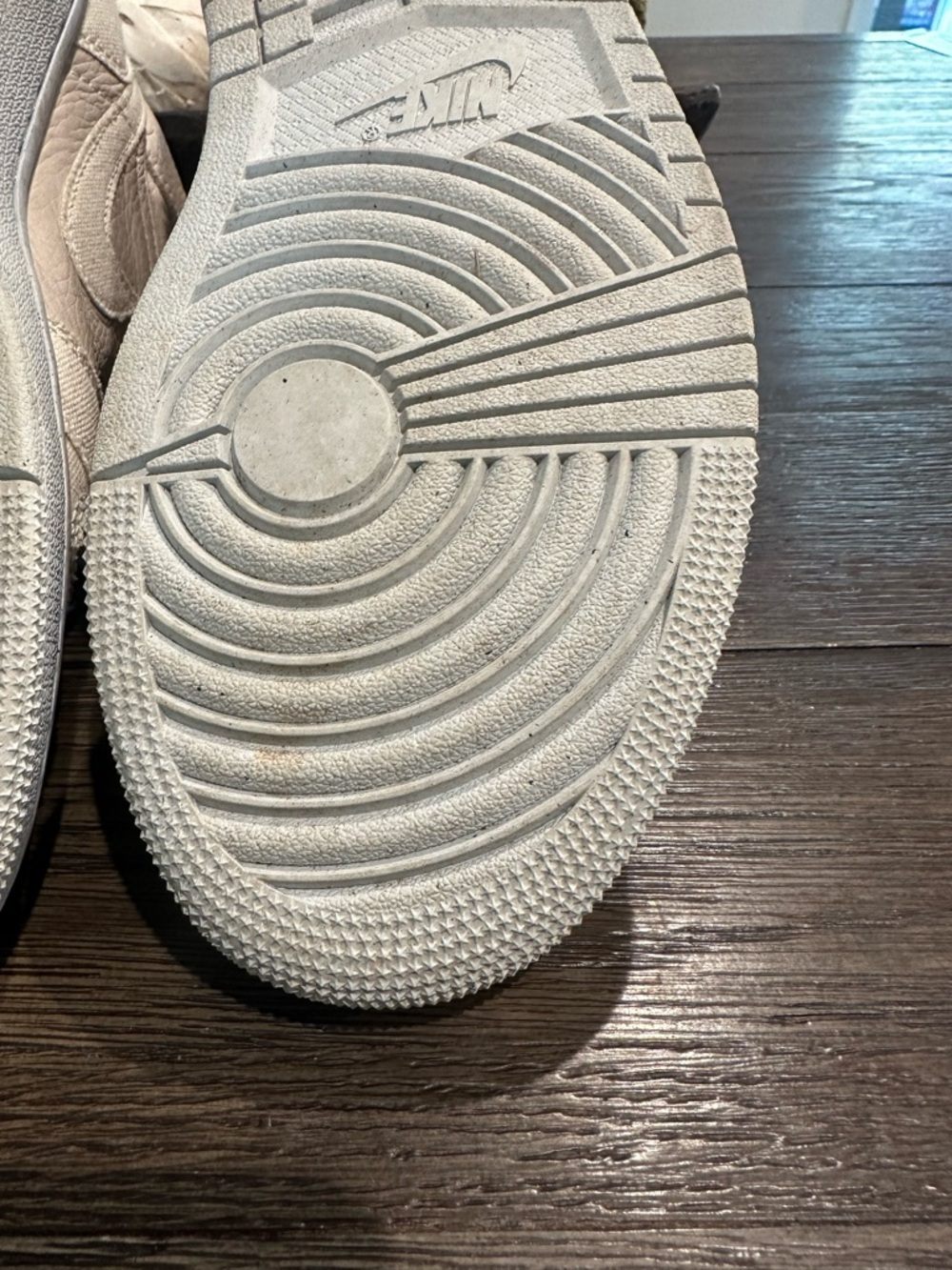 Jordan 1 - Picture 9 of 13